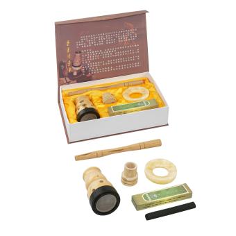 Set with Moxa Pipe Made of Wood 